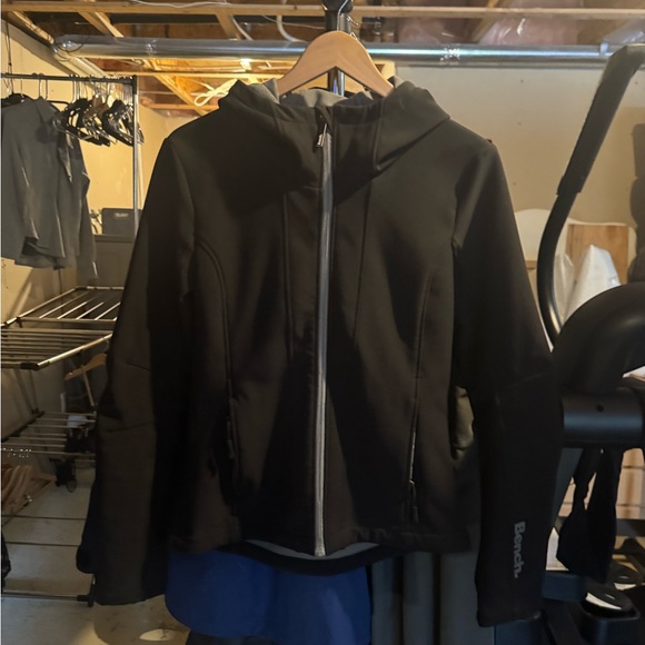 Bench Black Performance Jacket - Picture 1 of 3